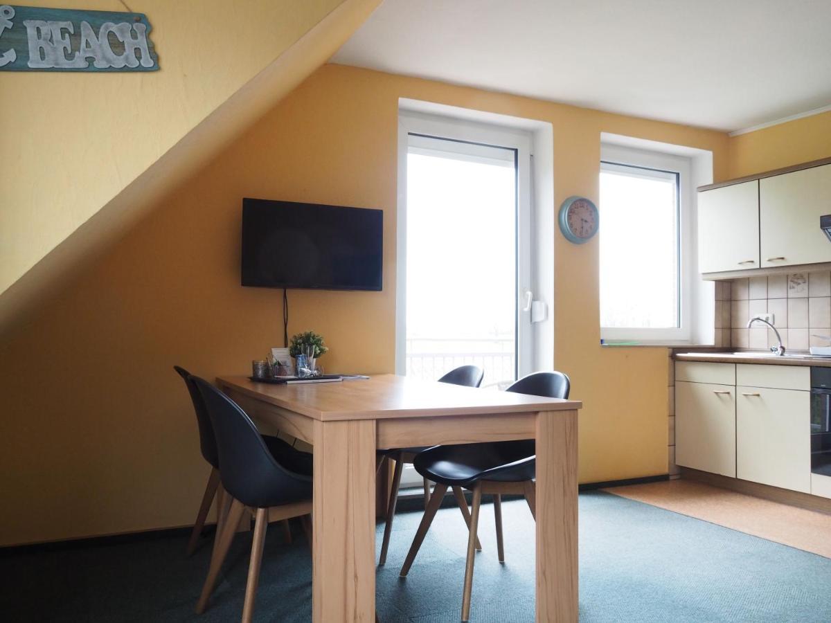 Friesenmeer Ferienwohnung Sechs Bensersiel Buitenkant foto